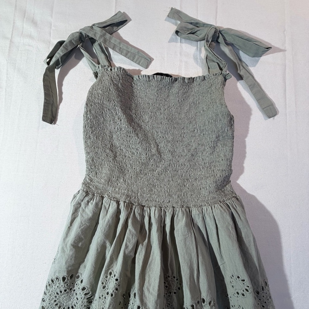 ZARA Sage Green Eyelet Maxi Dress Smocked Tie Shoulder Boho Cottagecore M - Picture 5 of 8